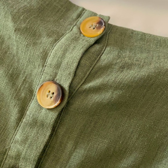 New Matching Set Crop Top and Skirt - Picture 3 of 11